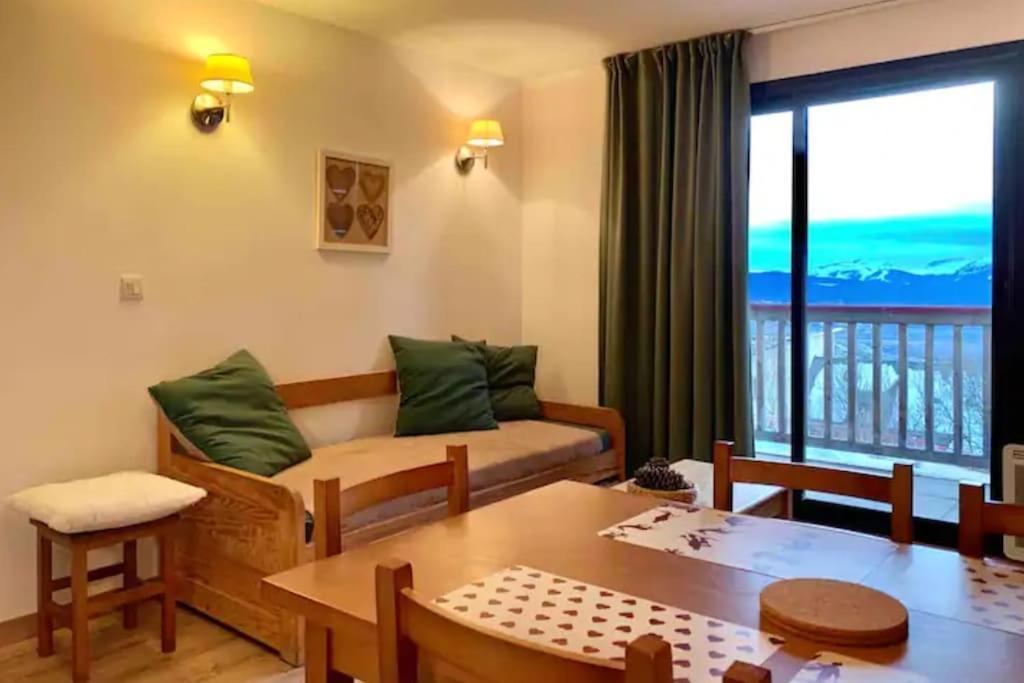 Charmant T3 Avec Vue Montagne Et Parking Privatif Font-Romeu-Odeillo-Via Bagian luar foto